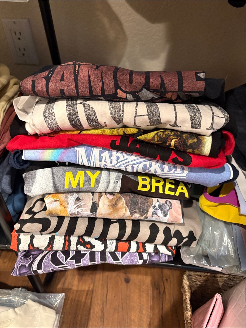 🤘BAND TEES! 🎏 UNLISTED 🍄